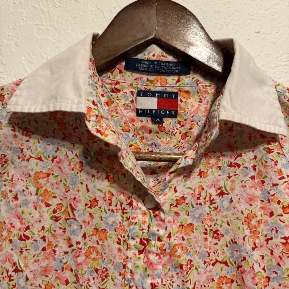 Tommy Hilfiger Floral Button-Down Blouse – Size 4 Short Sleeve Statement Collar